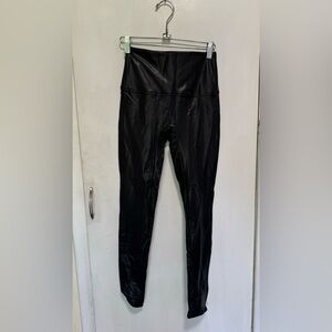 Jane and Bleecker Faux Leather Leggings ~ Size M